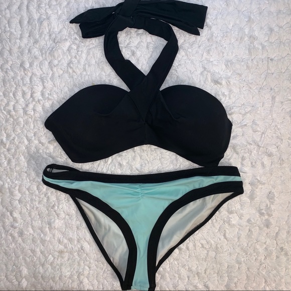 Victoria’s Secret swim suit - Picture 1 of 4